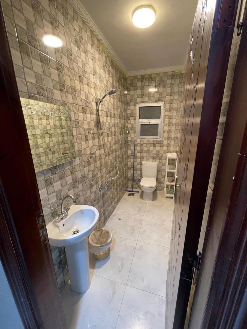 Apartment Afnan Airport