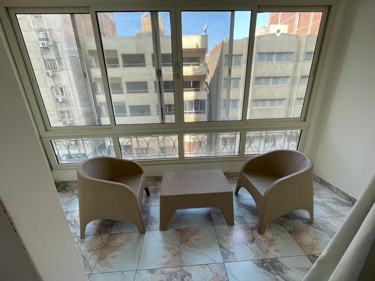 Afnan Airport Apartment