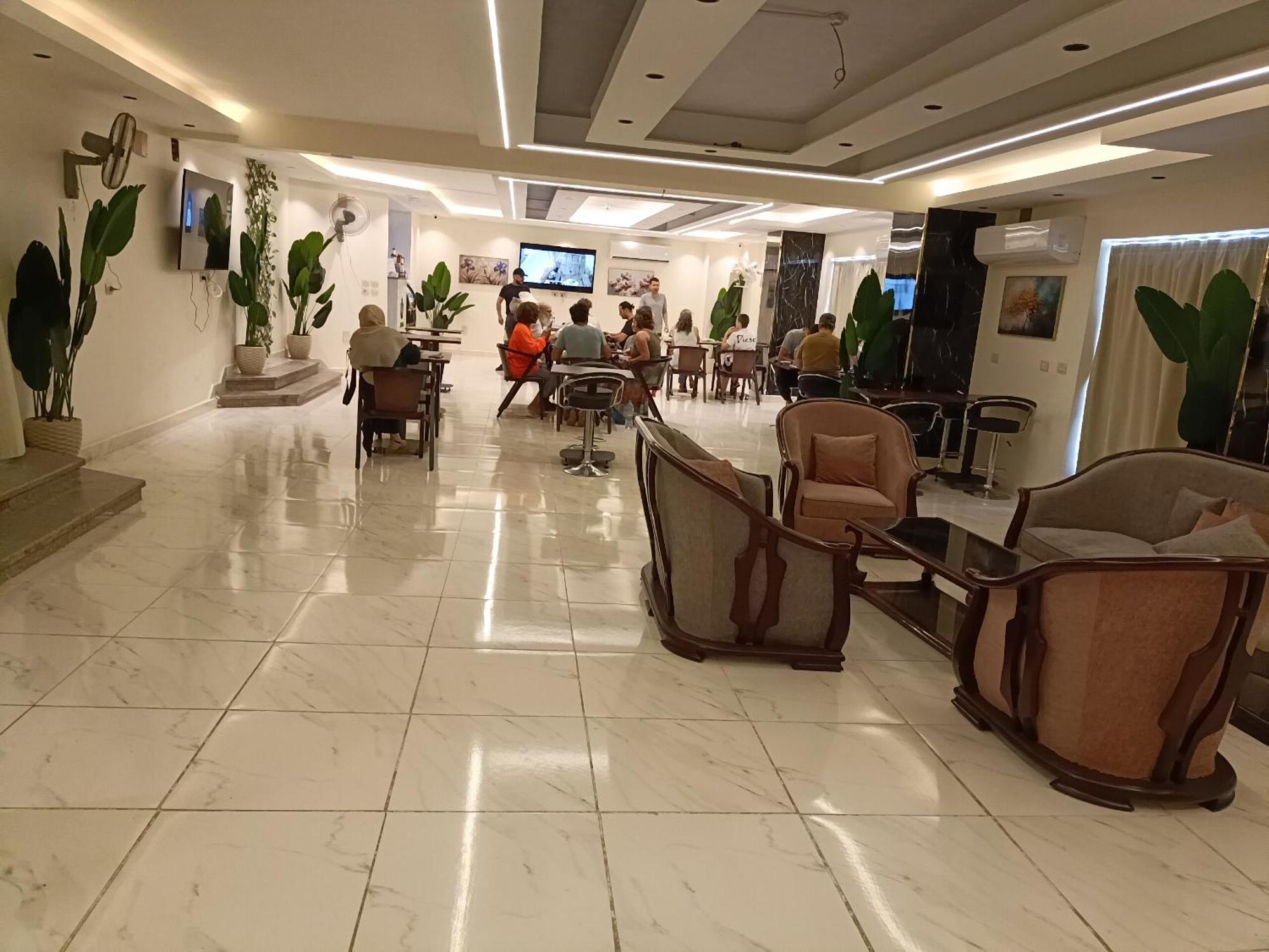 Apartment Afnan Airport Cairo